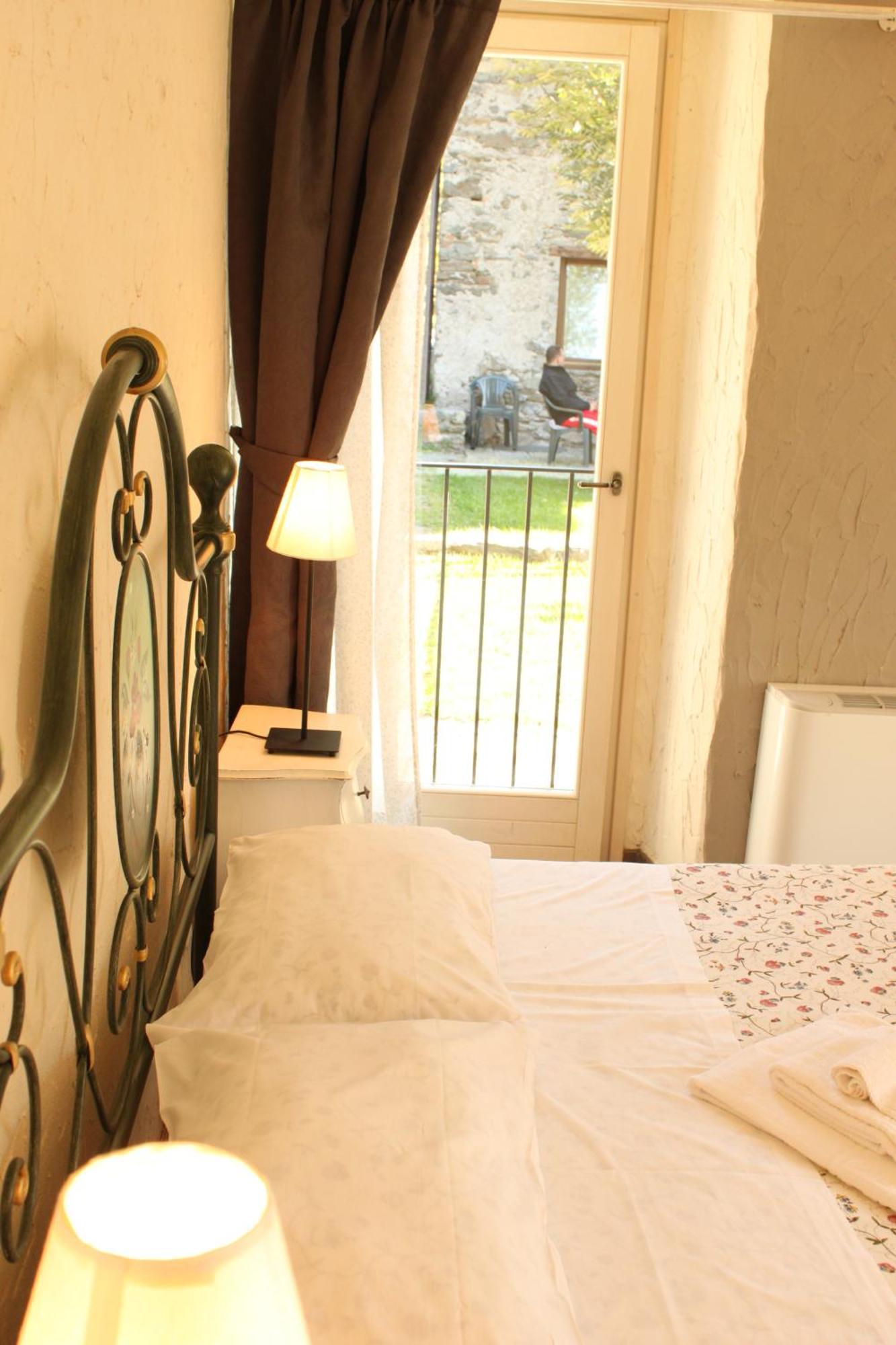 Borgo Erbiola Villa Colico Phòng bức ảnh