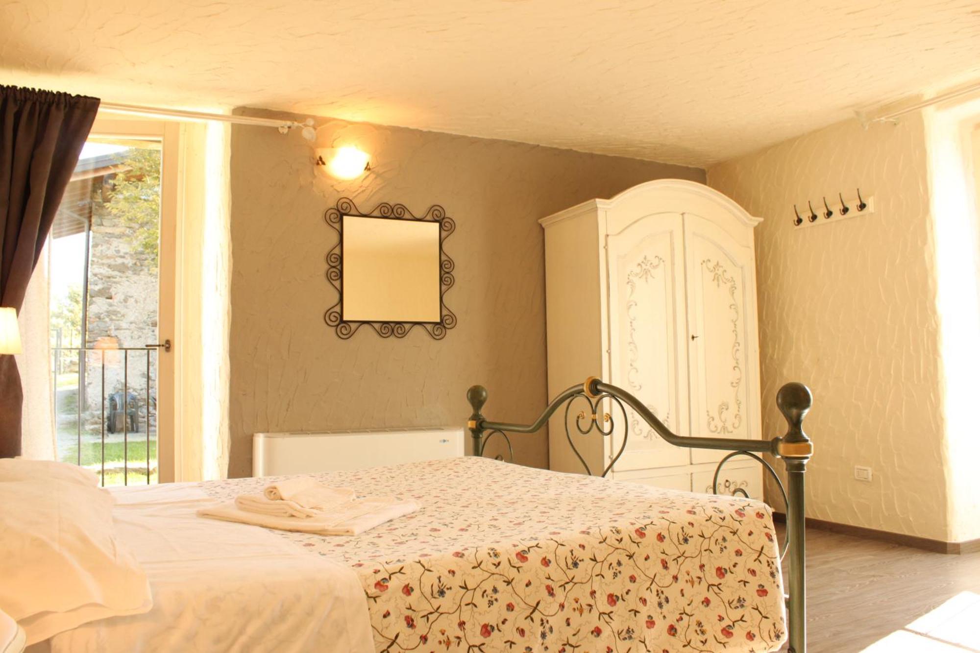 Borgo Erbiola Villa Colico Phòng bức ảnh