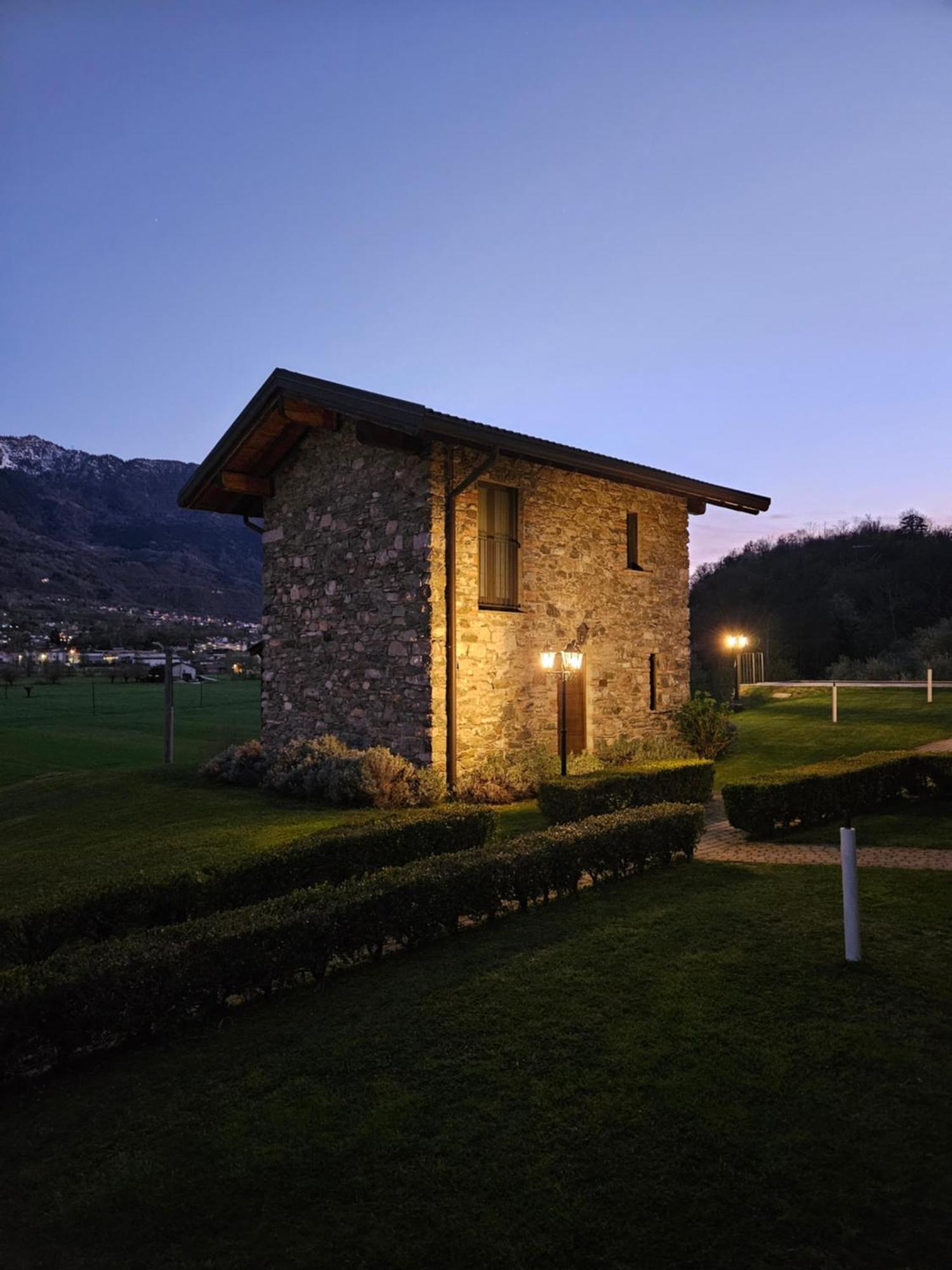 Borgo Erbiola Villa Colico Ngoại thất bức ảnh