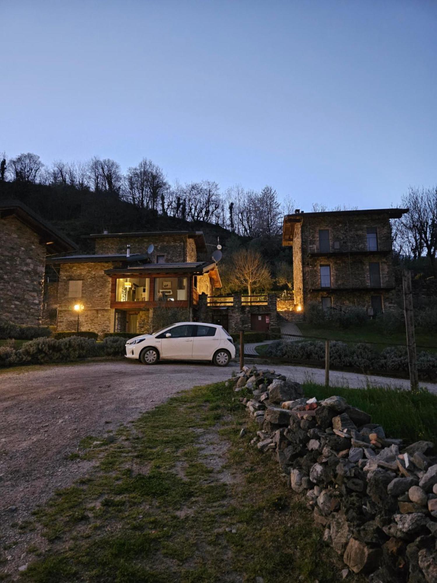 Borgo Erbiola Villa Colico Ngoại thất bức ảnh